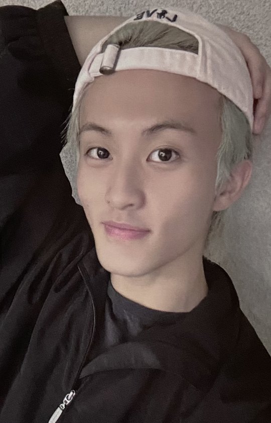 nct-mark-poca-pocamarket