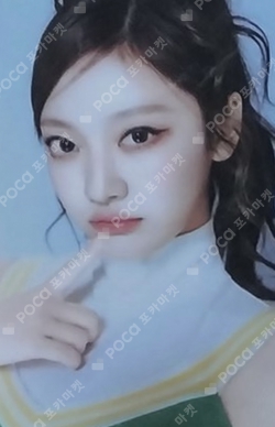 MY WORLD POSTCARD BOOK photocard