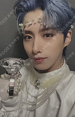 Pocamarket, ONEUS XION BLOOD MOON BLOOD Ver. K-pop Photocard