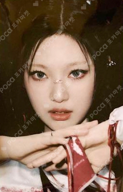 MY WORLD LOGO BADGE photocard