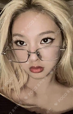 Pocamarket, BABYMONSTER CHIQUITA DRIP QQ MUSIC K-pop Photocard
