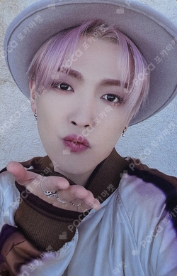 ホンジュン ATEEZ OUTLAW Fromm store ラキドロ トレカ ATEEZ THE WORLD EP.2 : OUTLAW BOUNCY FROMM Store Offline Event