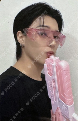 Pocamarket, ATEEZ WOOYOUNG 2025 SEASON'S GREETINGS K-pop Photocard