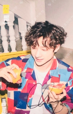Pocamarket, Stray Kids BANG CHAN Clé 2 : Yellow Wood MYMUSICTASTE