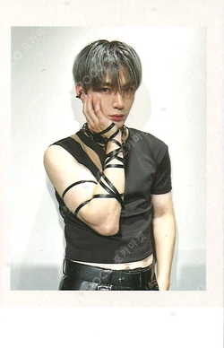 Pocamarket, OMEGA X HANGYEOM iykyk Promotion event K-pop Photocard