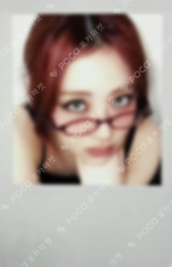 Pocamarket, LE SSERAFIM HUH YUNJIN CRAZY COMPACT ver. K-pop Photocard