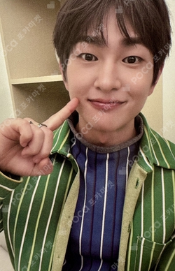 SHINee　オニュ　SUPERSTAR  トレカ　東京 Pocamarket, SHINee ONEW Superstar K-pop Photocard