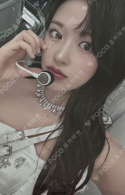 IVE THE 1ST WORLD TOUR in CINEMA : SHOW WHAT I HAVE POP-UP STORE LIGHT STICK BAG photocard
