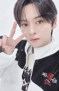 スキズオンコン SPECIAL AR TICKET : HAN Pocamarket, Stray Kids LEE KNOW Unlock : GO LIVE IN LIFE