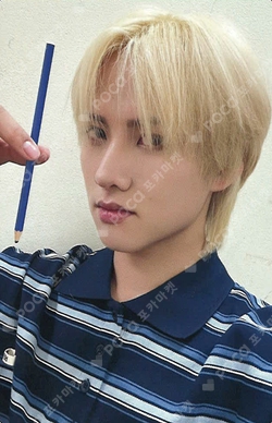 82MAJOR ソンイル ポラロイド Pocamarket, 82MAJOR Cho Seong Il X-82 NY MUSIC K-pop Photocard