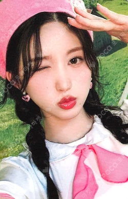 IVE 3rd OFFICIAL FANCLUB DIVE [IVE SCOUT] FANCLUB KIT photocard
