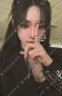 aespa カリナ MY WORLD ZIP-UP HOODIE　トレカのみ Pocamarket, aespa KARINA MY WORLD ZIP-UP HOODIE K-pop Photocard