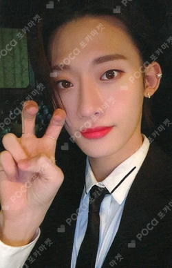 Pocamarket, OnlyOneOf YooJung unknown art pics 0.1 K-pop Photocard