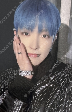 ATEEZ ホンジュン Hongjoong トレカ サノク 공방 mini5 ② Pocamarket, ATEEZ HONGJOONG THE WORLD EP.2 : OUTLAW MINIRECORD K