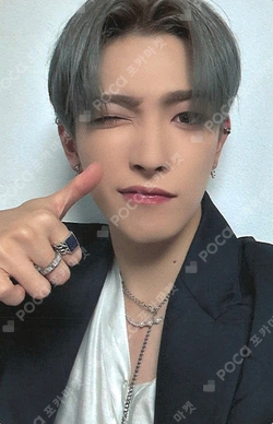 ホンジュン ATEEZ OUTLAW Fromm store ラキドロ トレカ ATEEZ THE WORLD EP.2 OUTLAW Fromm Store Lucky Draw Photocard