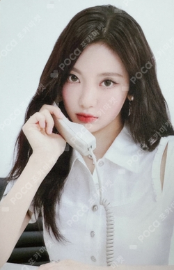 2025 SEASON'S GREETINGS RANDOM TRADING CARD [B ver.] photocard
