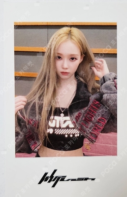 Whiplash POP-UP in Shanghai REWARD photocard
