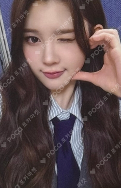 The Chase WITHMUU photocard
