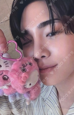 KEY - Plush Keyring [Hello Kitty X KEY POP-UP Store Official