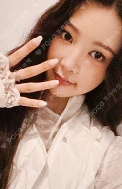 The Chase HAND MIRROR SET photocard