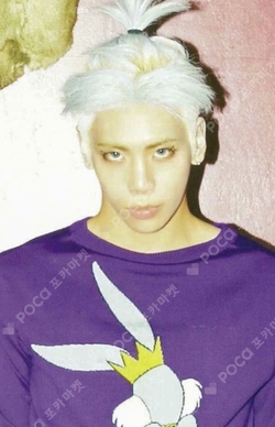 Pocamarket, SHINee JONGHYUN Odd K-pop Photocard