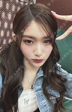 2024 IVE 2nd FANMEETING [MAGAZINE IVE] RANDOM PHOTOCARD PACK photocard