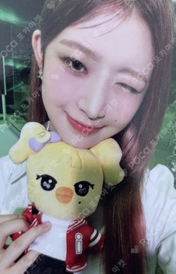IVE THE 1ST WORLD TOUR SHOW WHAT I HAVE FANCLUB BOOTH photocard