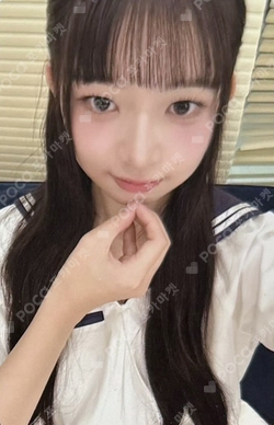 IVE 4th OFFICIAL FANCLUB 'DIVE' [DIVE INTO IVE] FANCLUB KIT photocard