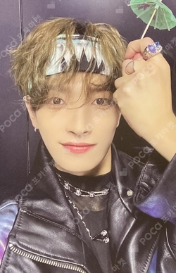 タレントカード ATEEZ 109 HONGJOONG RARE POCA Hong Joong Official Photocard Ateez Spin Off : From The