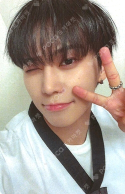 Pocamarket, BAE173 JUNSEO BAE173 2023 SEASON'S GREETINGS K-pop