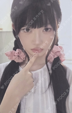 IVE WORLD TOUR [SHOW WHAT I AM] RANDOM PHOTOCARD PACK photocard