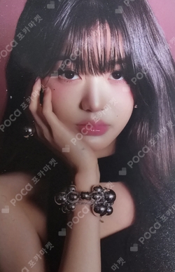 IVE WORLD TOUR [SHOW WHAT I AM] RANDOM PHOTOCARD PACK photocard