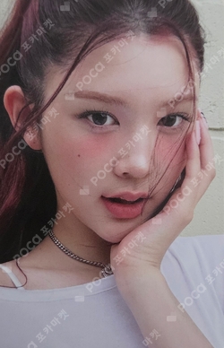 FOCUS Heart Locket Ver. photocard