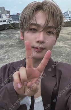WEi キムヨハン サイン入りポカ トレカ Pocamarket, WEi KIMYOHAN Wonderland Wonder Ver. K-pop Photocard
