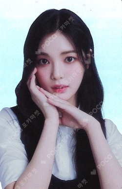 Four Hearts Club SCRUNCHIE SET photocard