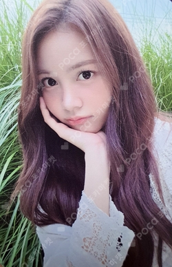 2026 Hearts2Hearts SEASON'S GREETINGS VIDEO EDITION photocard