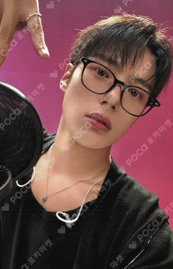 Pocamarket, MONSTA X MINHYUK NFL K-pop Photocard