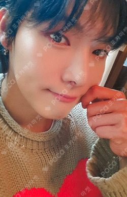 Pocamarket, ONEWE YONGHOON SECRET SANTA DEAR MY MUSE K-pop Photocard