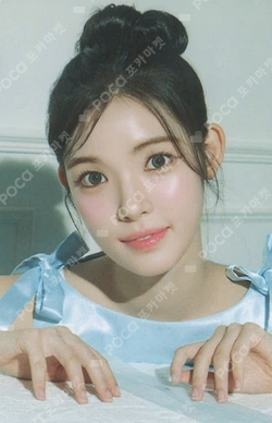 2026 Hearts2Hearts SEASON'S GREETINGS VIDEO EDITION SM STORE photocard