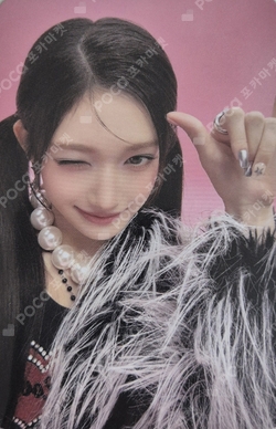 REVIVE+ SHOWCASE photocard