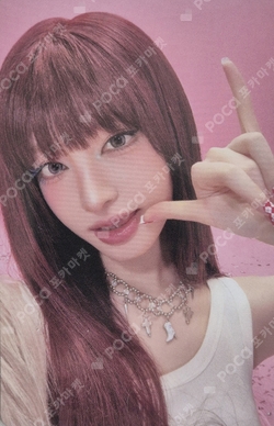 REVIVE+ SHOWCASE photocard