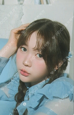 2026 Hearts2Hearts SEASON'S GREETINGS VIDEO EDITION WEVERSE photocard