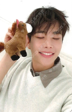 Pocamarket, ASTRO MJ DICE EVERLINE K-pop Photocard