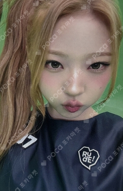 FOCUS JUMP UP LUCKY DRAW photocard