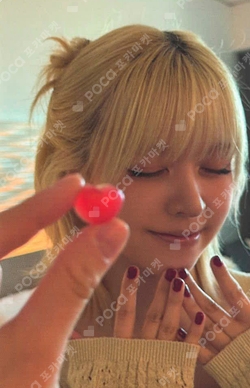 Pocamarket, NMIXX Lily Fe3O4: FORWARD Shell Ver. K-pop Photocard