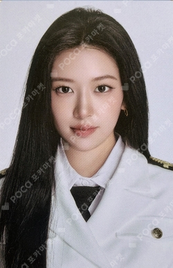2026 IVE THE 4TH FAN CONCERT < DIVE into IVE > LIP BALM POUCH photocard