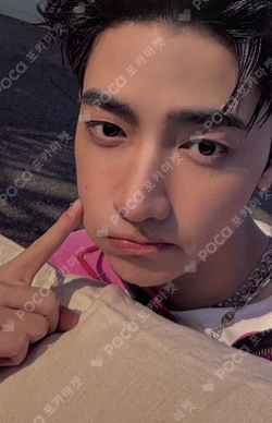Pocamarket, AND2BLE ZHANG HAO Sequence 01: Curiosity POCAALBUM ver
