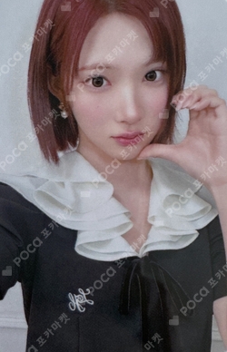 LILY BROWN photocard