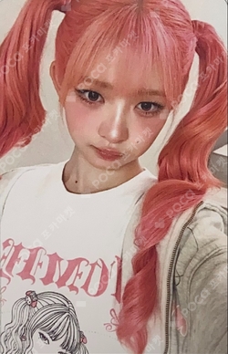 REVIVE+ WITHMUU photocard