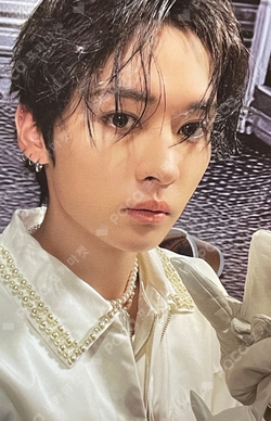 Pocamarket, Stray Kids LEE KNOW Stray Kids World Tour [RUN IT